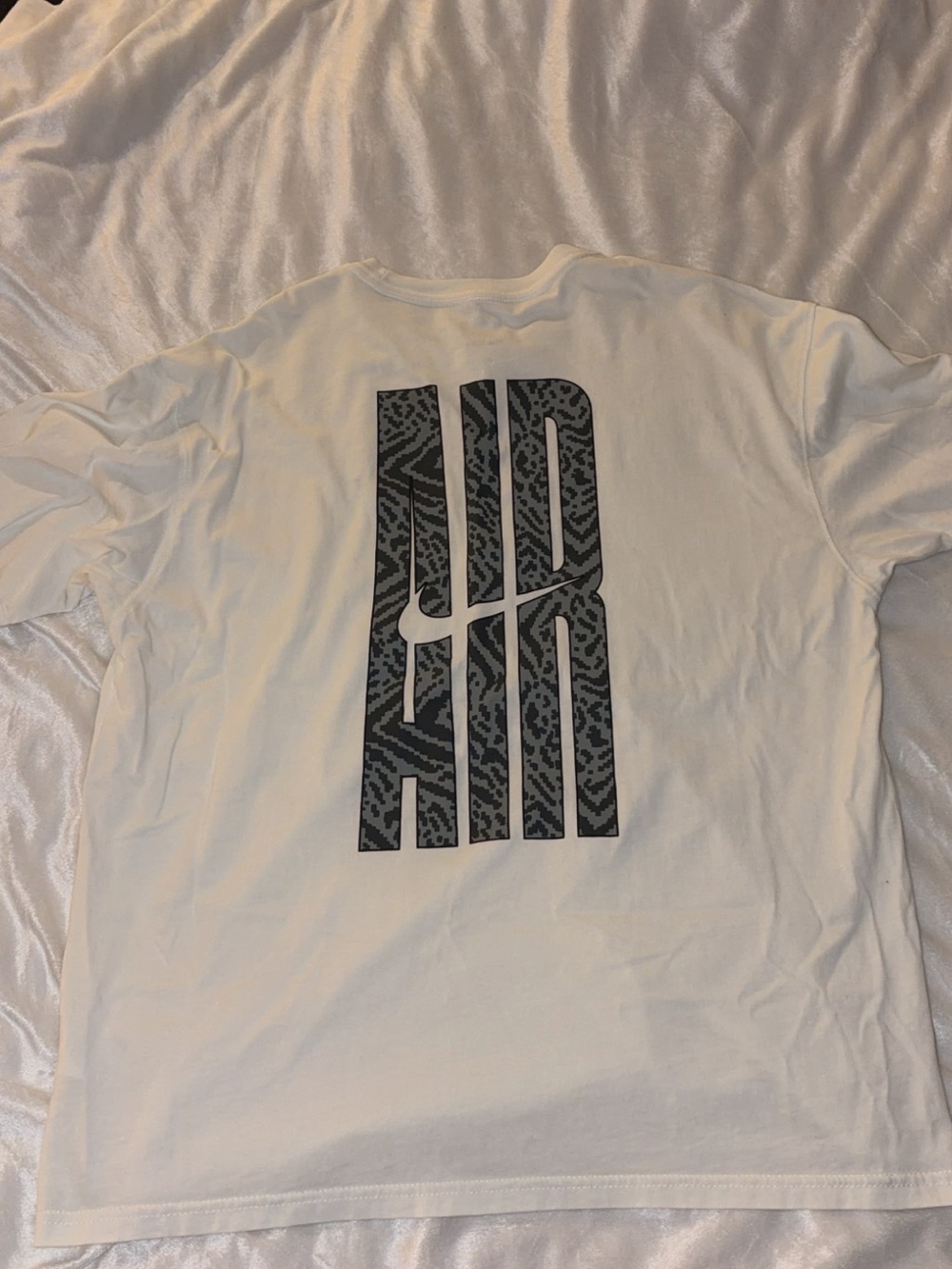 White Nike Air Graphic Short-Sleeve Men's Shirt